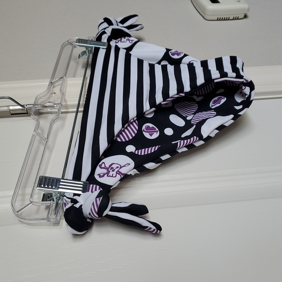 ...Lost Reversible Bikini Bottom - Picture 3 of 9